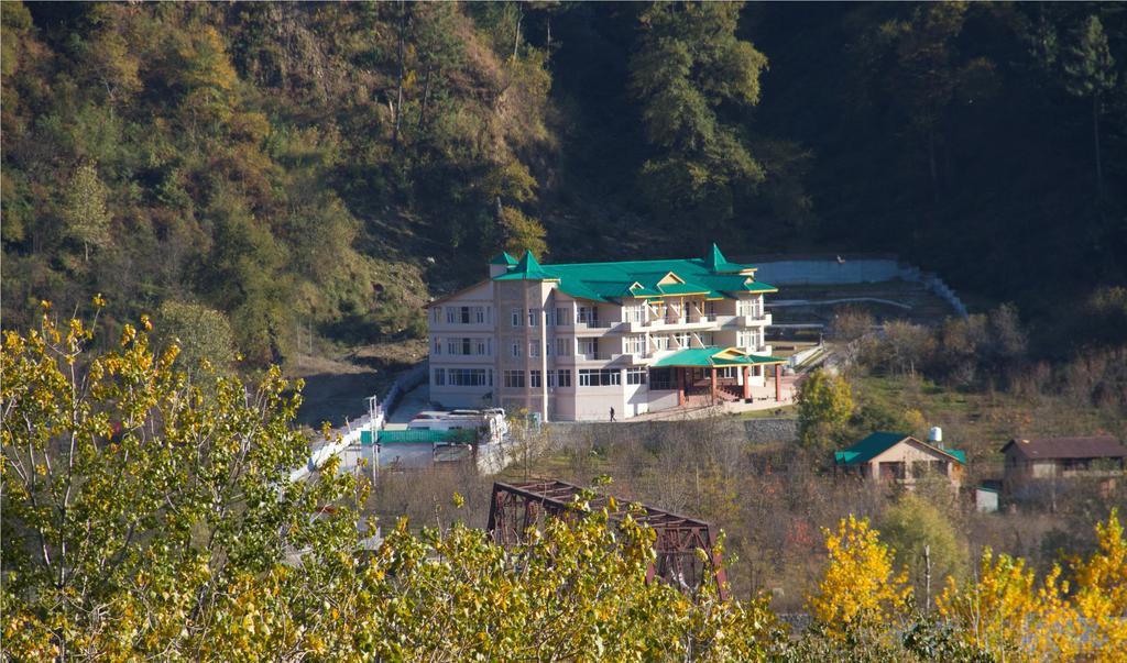 Adb Rooms Snow Touch Resort มะนาลี ภายนอก รูปภาพ
