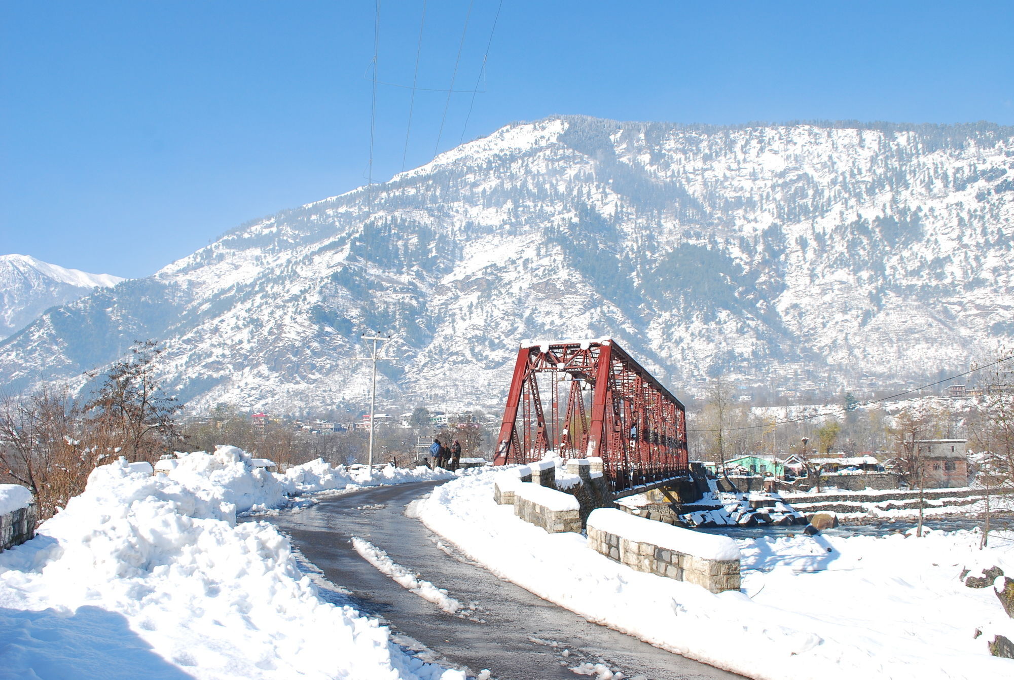 Adb Rooms Snow Touch Resort มะนาลี ภายนอก รูปภาพ