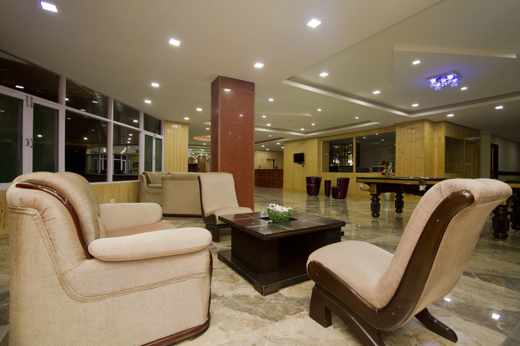 Adb Rooms Snow Touch Resort มะนาลี ภายนอก รูปภาพ