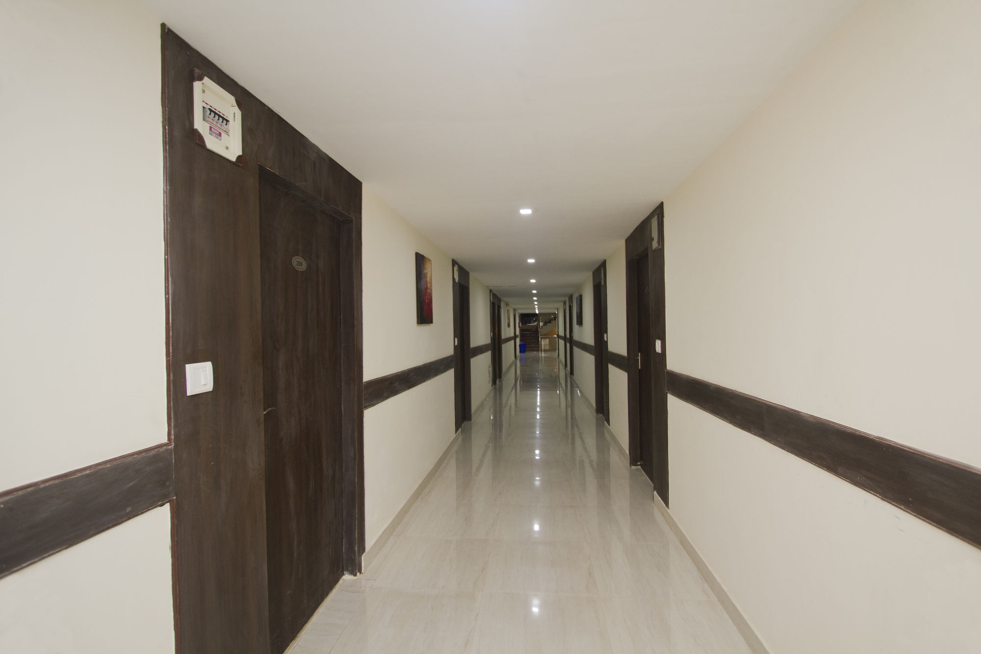 Adb Rooms Snow Touch Resort มะนาลี ภายนอก รูปภาพ